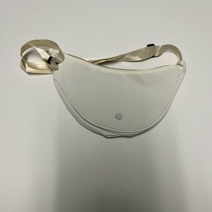 Lululemon Crossbody Bag / OS